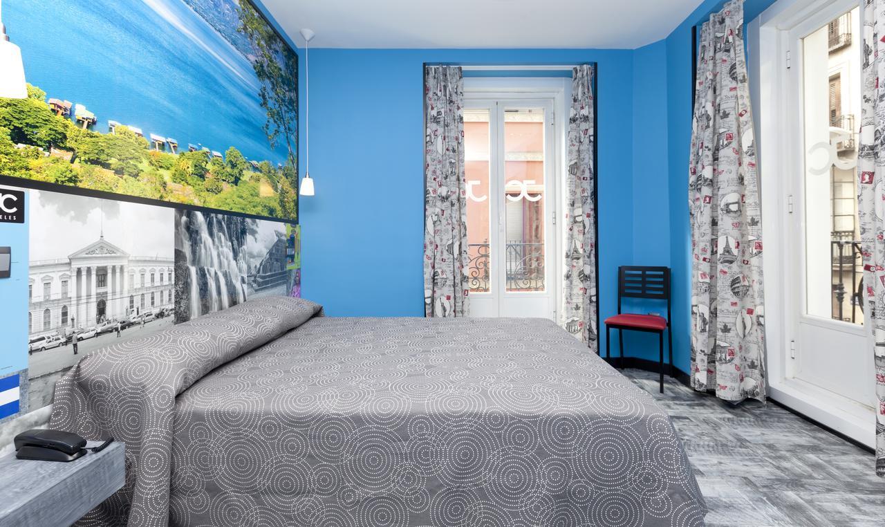 Quarto Deluxe com Cama de Casal ou 2 de Solteiro