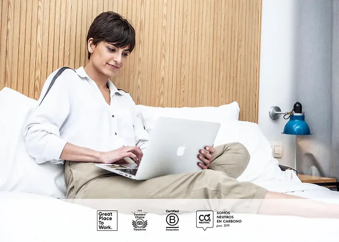 Sleep'N Atocha - B Corp Certified Hotel Madri